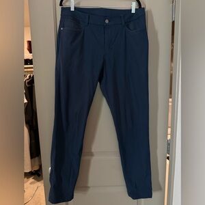 Lululemon ABC Slim Fit 5 pocket pant True Navy 33”W 34”L